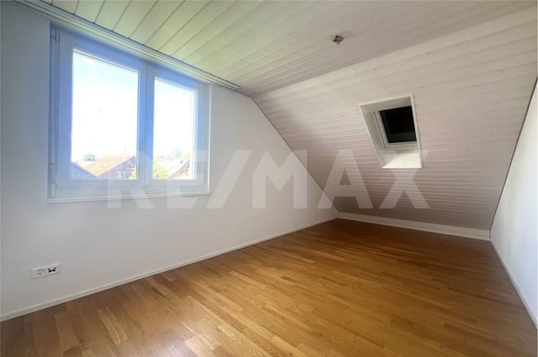 Modernes Reihen-Eckhaus in neuwertigem Zustand 7