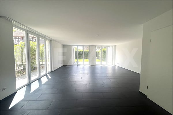 Modernes Reihen-Eckhaus in neuwertigem Zustand 4