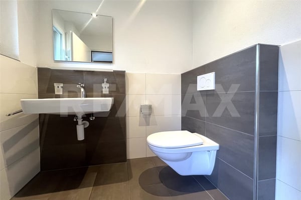 Charmantes neuwertiges Reihenmittelhaus in ländlicher Gegend und trotzdem in Stadt Nähe 4