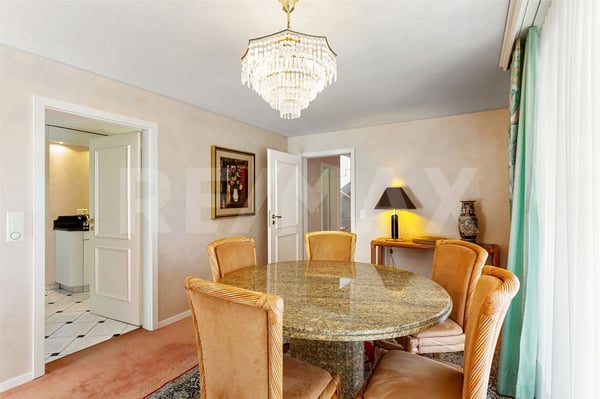 Aufgeweckte Villa mit idyllischem Garten (Bankengeprüft) 4