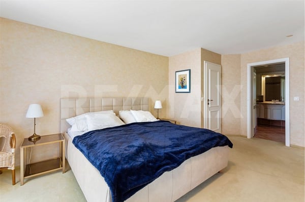 Aufgeweckte Villa mit idyllischem Garten (Bankengeprüft) 8