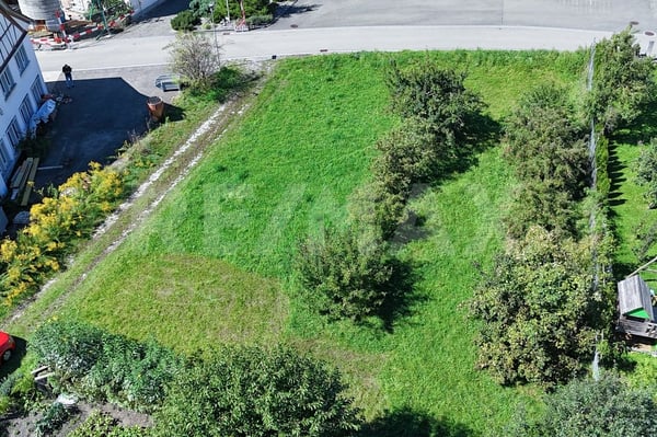 Attraktives Baugrundstück in zentraler Dorflage  Schulen, Freizeit, Natur & Stadtanbindung inkl. 8