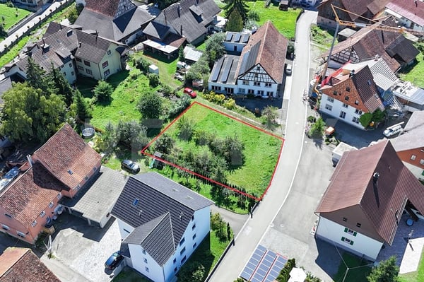 Attraktives Baugrundstück in zentraler Dorflage  Schulen, Freizeit, Natur & Stadtanbindung inkl. 1