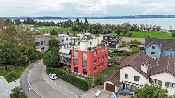 Südwohnung mit Garten & Seesicht