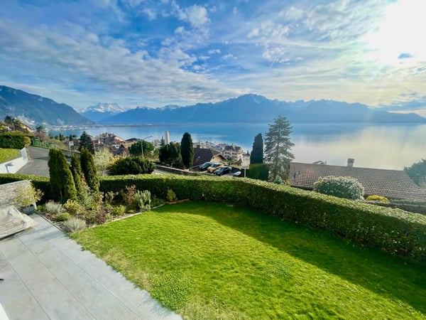Villa contemporaine meublée avec vue sur le lac 11