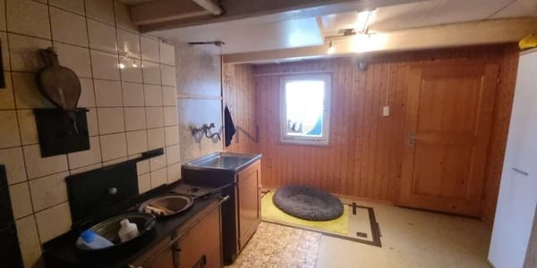 Historisches 5.5 Zimmer-Liebhaberobjekt 8