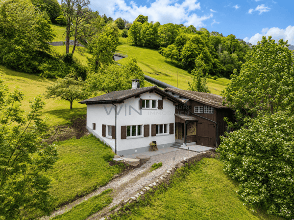 Alpiner Wohntraum mit absoluter Privatsphäre 1