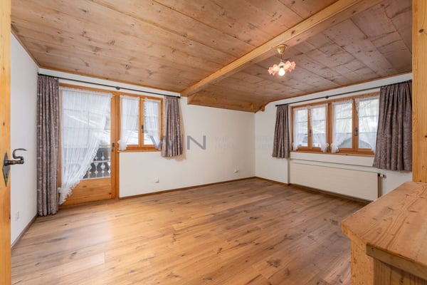 Luxuriöses Chalet im Berg-Design 8