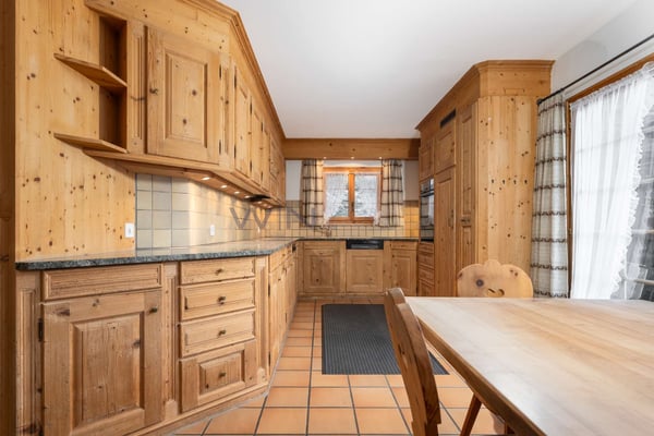 Luxuriöses Chalet im Berg-Design 7
