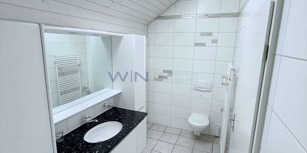 3.5-Zi-Maisonette mit Galerie & Balkon 8