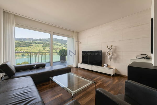 Magie am See ? Exklusives Wohnen mit Bergblick 5