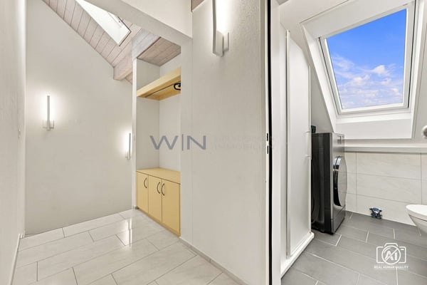 Moderne Perle mit Riesenterrasse und Aussicht 4