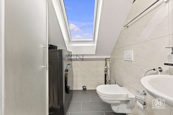 Moderne Perle mit Riesenterrasse und Aussicht 8