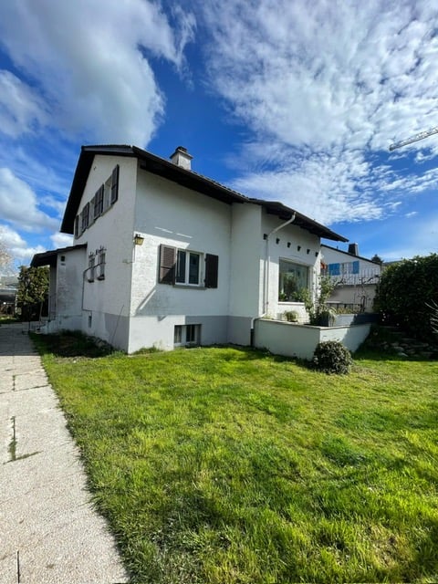 Bild 2½-Zimmer Einfamilienhaus mit grossem Garten zu vermieten