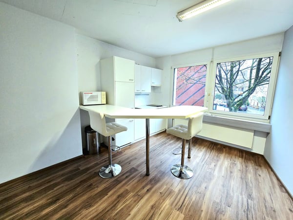 Praktische Bürofläche in Schwerzenbach mit Bahnhofnähe 3