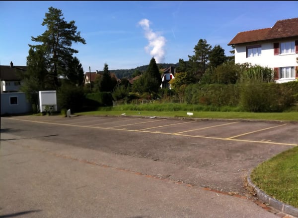 Parkplatzmöglichkeiten an der Steinenbachstrasse in Erlinsbach SO 3