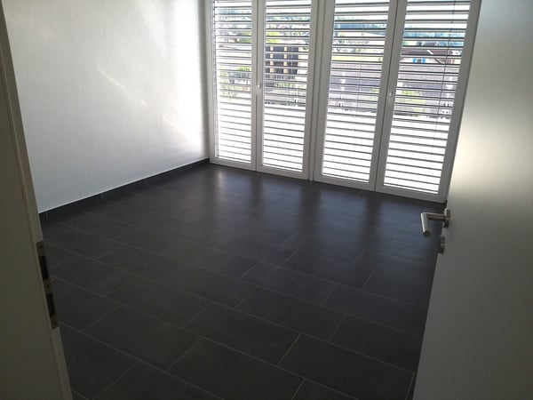 Moderne 3-Zimmer-Terrassenwohnung mit schöner Aussicht 4