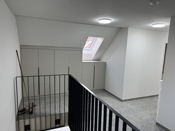 Erstvermietung moderne 3.5-Zimmer-Dachwohnung 8