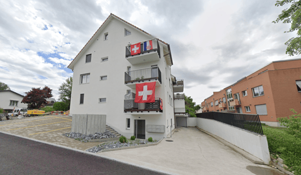 ab 1. Mai 2026 Aussenparkplätze zu vermieten 3