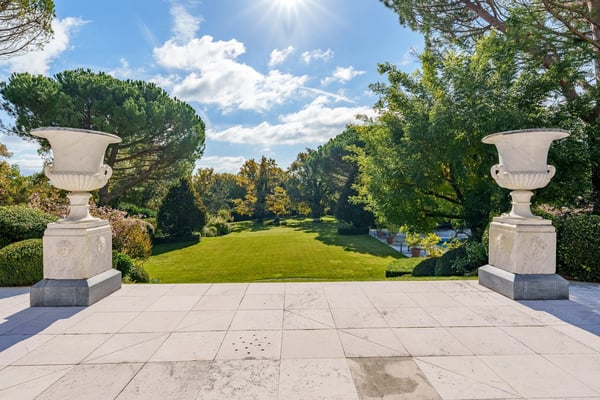 Grande propriété de standing à Vandoeuvres 1