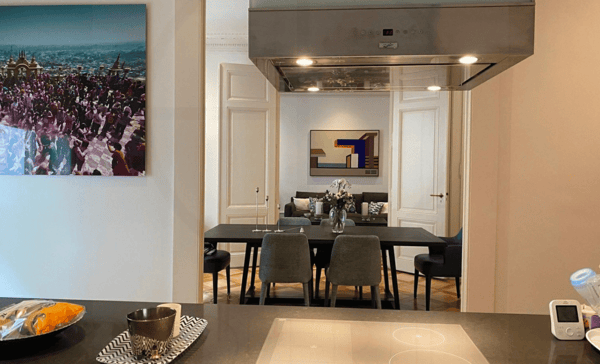 SUPERBE APPARTEMENT SEMI-MEUBLÉ DE HAUT-STANDING AUX EAUX-VIVES 3