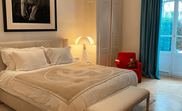 SUPERBE APPARTEMENT SEMI-MEUBLÉ DE HAUT-STANDING AUX EAUX-VIVES 4