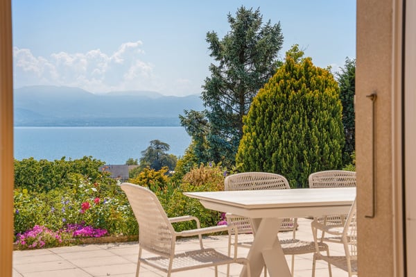 Co-exclusivité - Villa individuelle avec vue somptueuse à Dully 11