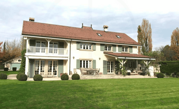 Splendide propriété en location à Mies 2