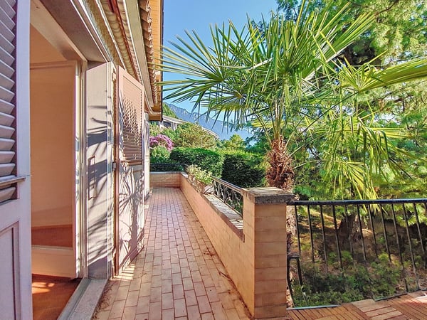 Magnifique maison individuelle de 1.5 pièces avec vue et grand jardin 4