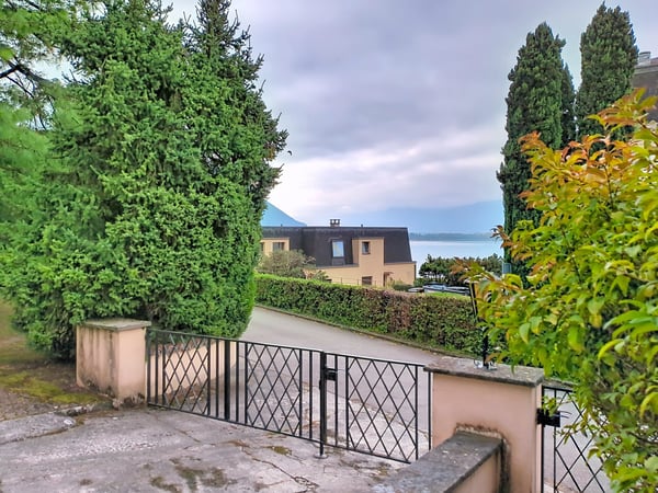 Magnifique maison individuelle de 1.5 pièces avec vue et grand jardin 14