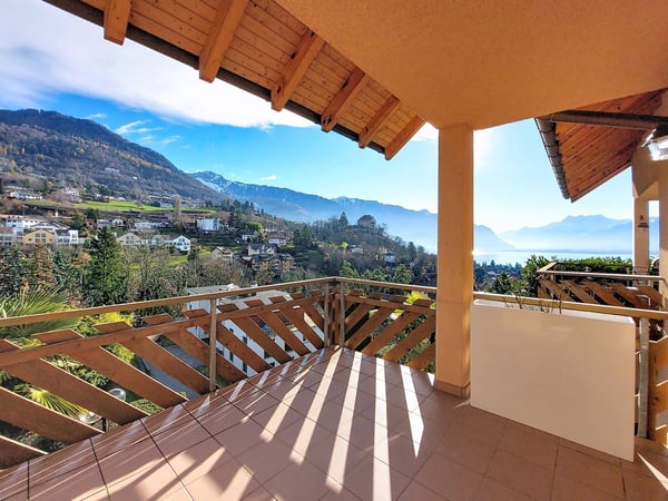 Charmante maison contigue 1.5 P avec grande terrasse et vue lac et montagnes 1