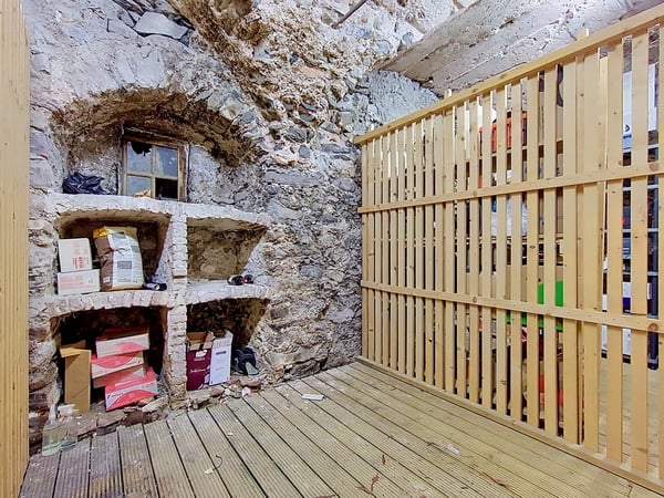 Charmant appartement de 6.5 pièces avec balcon au coeur de St-Maurice 9