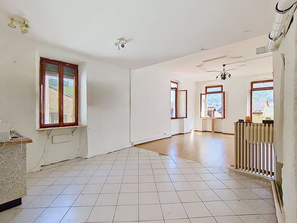 Charmant appartement de 6.5 pièces avec balcon au coeur de St-Maurice 4