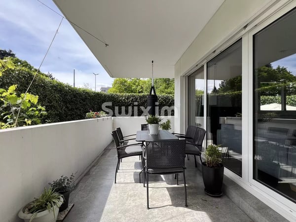 Superbe 6 pièces rez de jardin immeuble Minergie Vieusseux 7