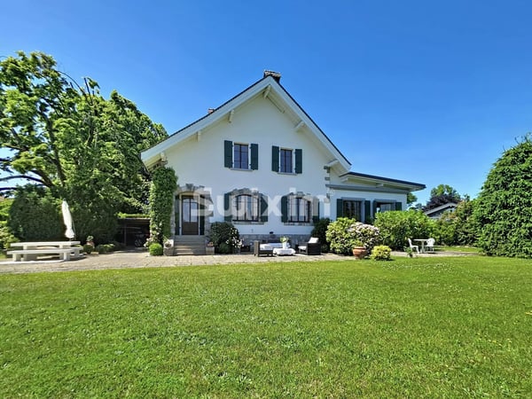 Élégante maison 8 pièces Terre Sainte 4