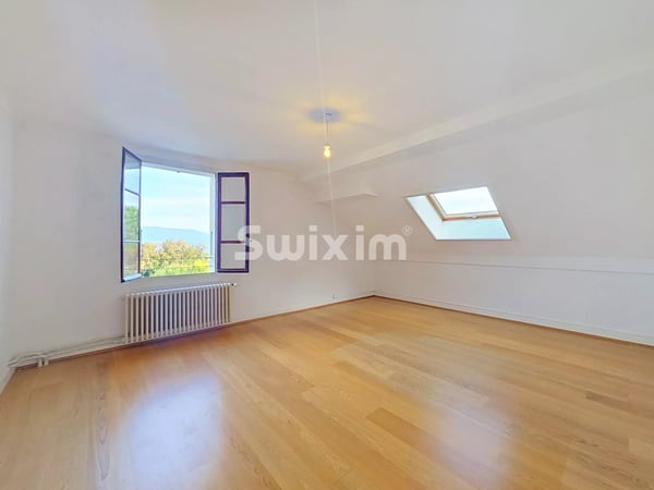 Élégante maison 8 pièces Terre Sainte 3