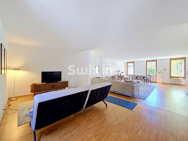 Superbe appartement classique vieille ville Genève 4