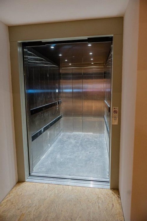 Moderner Gewerbe- Büroraum im Obergeschoss 310 m2 in Schlatt TG 5