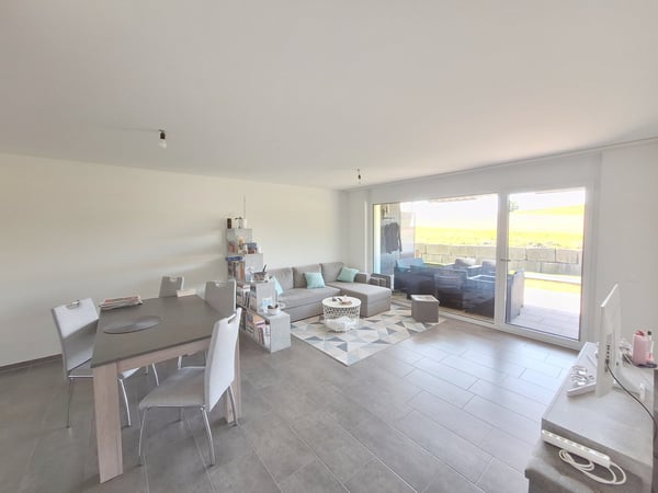 Charmante 1.5-Zi-Gartenwohnung sonnig, naturnah mit viel Privatspäre, zwischen Winterthur und Zürich 2