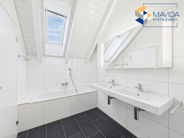 Stilvoll & lichtdurchflutet im familienfreundlichen Quartier 16