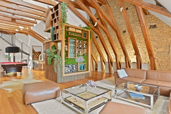 Appartement d’exception au dernier étage d’un château historique à Peseux 3