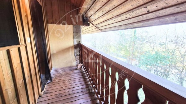 Charmant 2,5 pièces en duplex avec balcon et cheminée - Vauderens 4