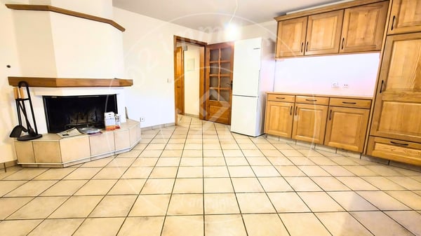 Charmant 2,5 pièces en duplex avec balcon et cheminée - Vauderens 2