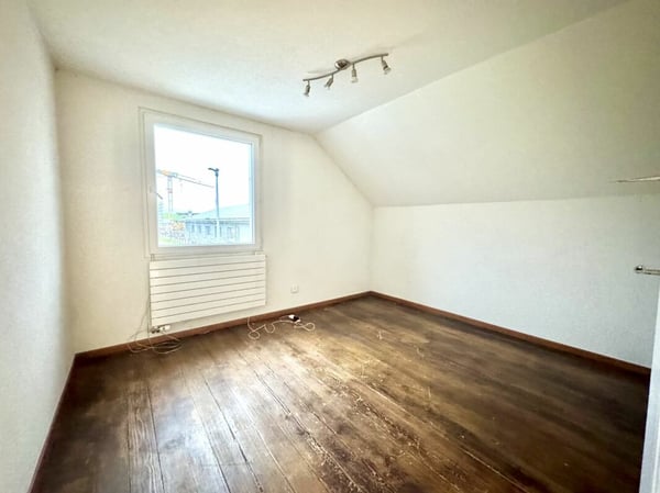 EFH mit Landreserve & Pferdestall - Ausbaupotenzial 11