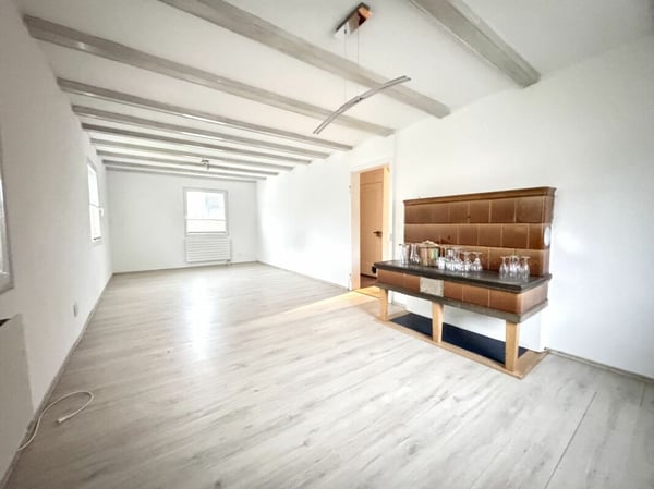 EFH mit Landreserve & Pferdestall - Ausbaupotenzial 1