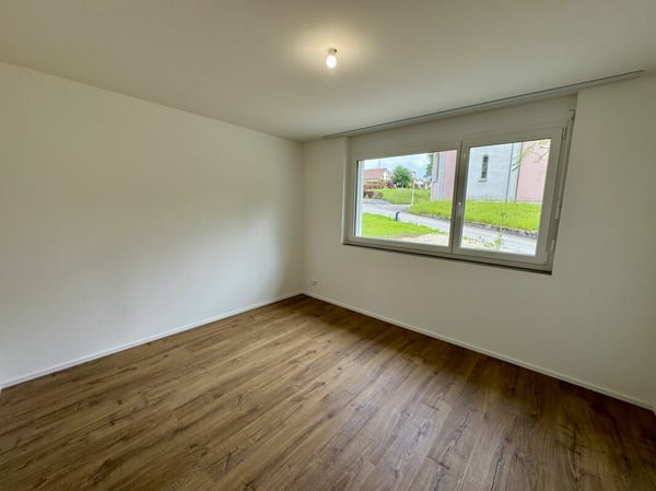 Vollvermietetes Neubau-Mehrfamilienhaus mit 6 x 4.5-Zimmer Wohnungen 11