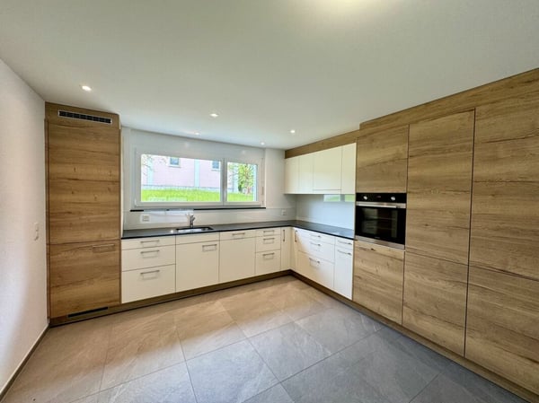 Vollvermietetes Neubau-Mehrfamilienhaus mit 6 x 4.5-Zimmer Wohnungen 4