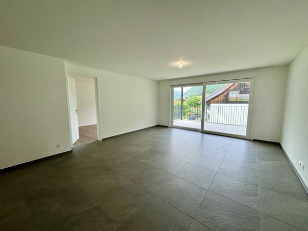 Vollvermietetes Neubau-Mehrfamilienhaus mit 6 x 4.5-Zimmer Wohnungen 6