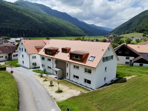 Vollvermietetes Neubau-Mehrfamilienhaus mit 6 x 4.5-Zimmer Wohnungen 2