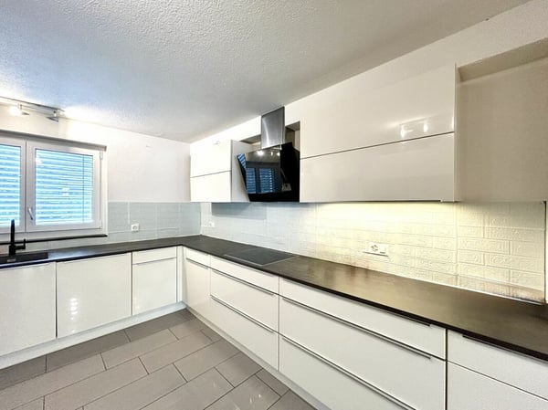 Stilvoll wohnen in ruhiger Umgebung! Modernisiertes 1.5-Zimmer Reiheneinfamilienhaus 7